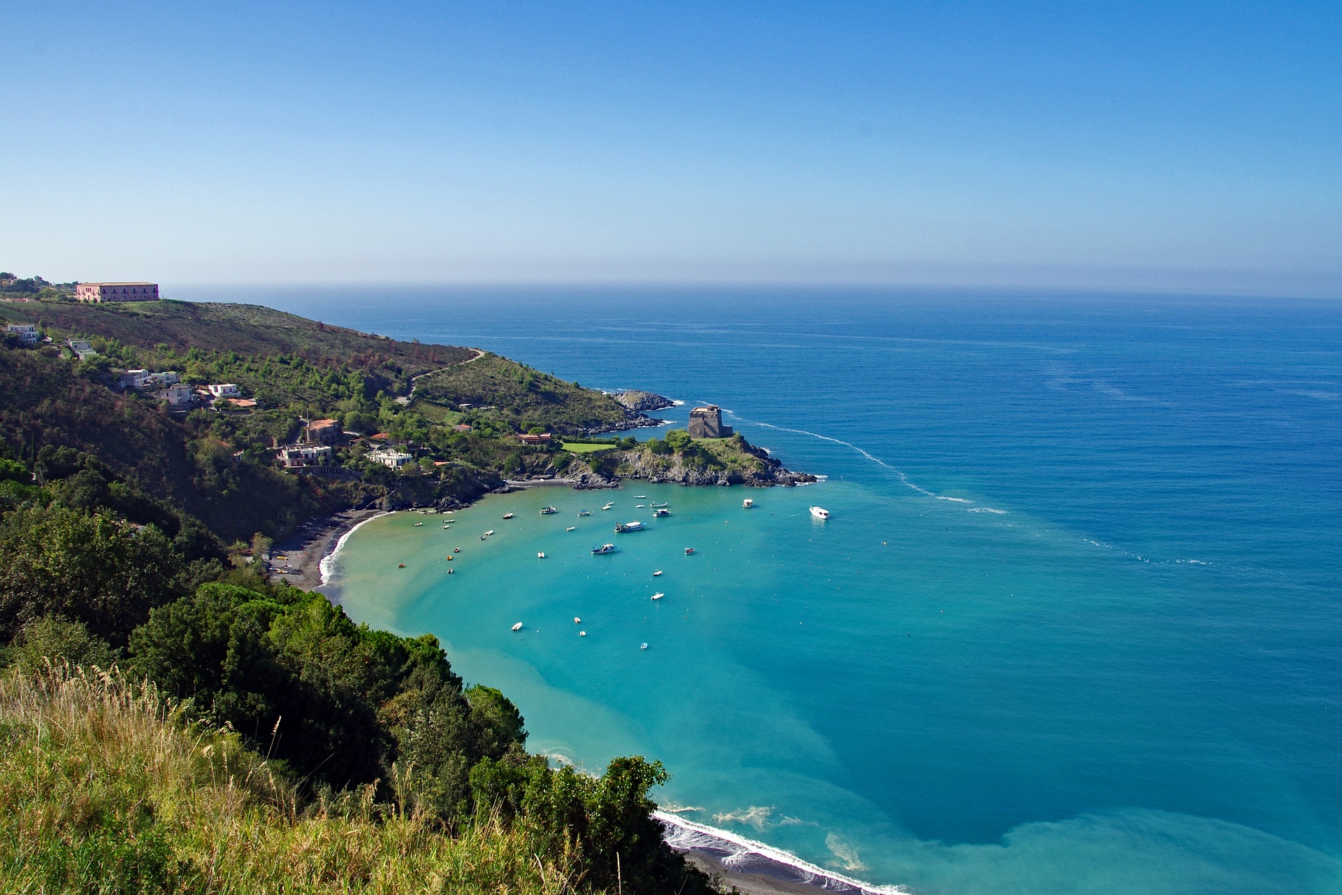 Scontro tra l’Amministrazione di Gioiosa Ionica e la Pro Loco: l’Unpli Calabria difende i volontari