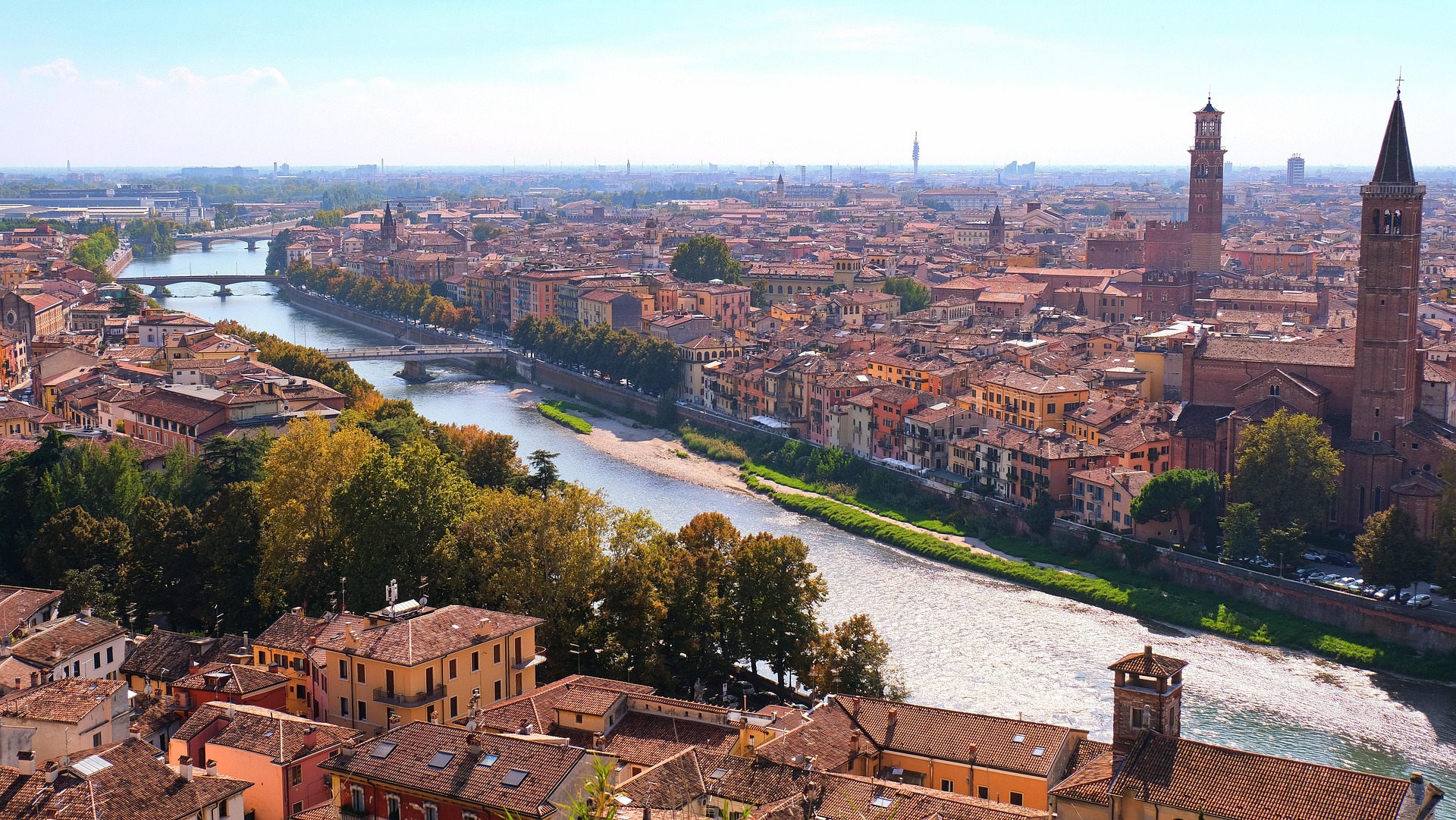 Pasqua a Verona: Turismo in Crescita Nonostante la Pioggia