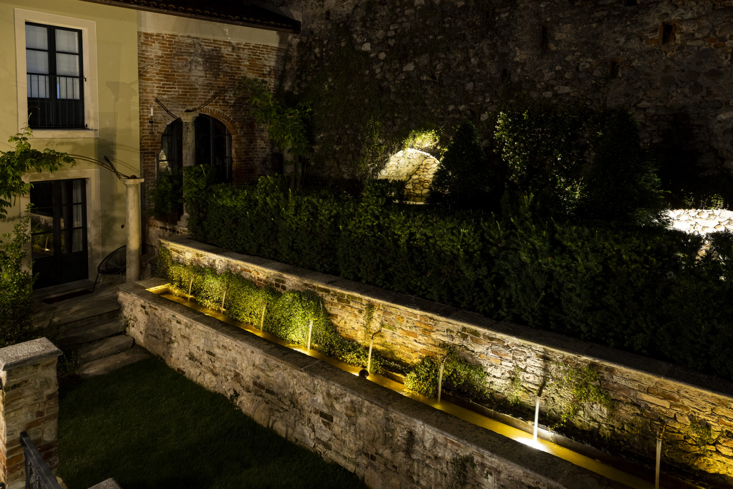 Sogno Di Inizio Estate: Musica, Parole E Magia Al Tramonto A Palazzo Fauzone