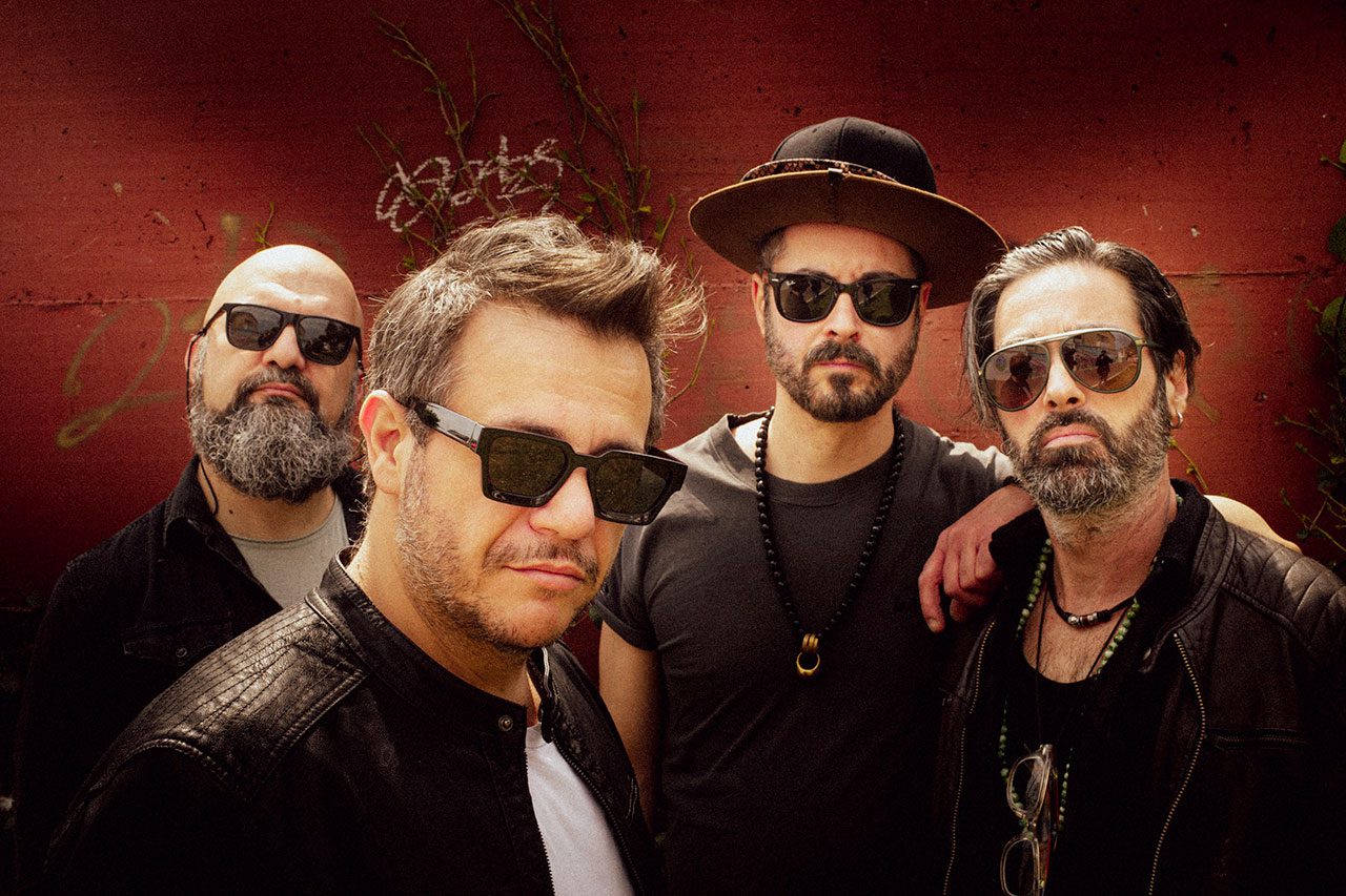 Fabulous Wood, un Videoclip Contro i Femminicidi: “Supereroi” è una Denuncia Senza Sconti