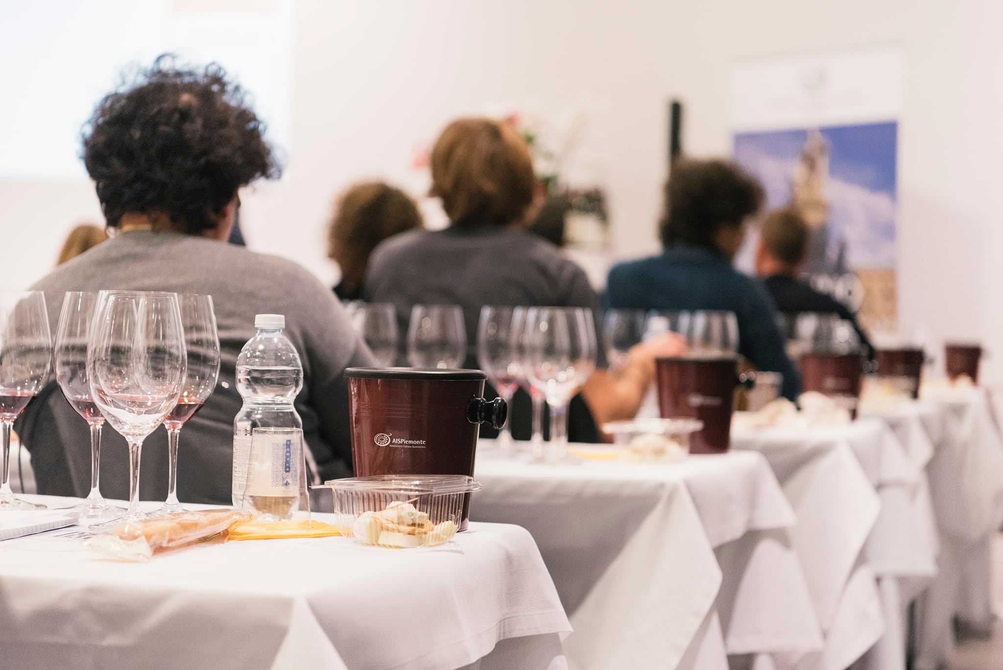 Sessant’anni di AIS: In Piemonte un Anno di Eventi per Celebrare la Cultura del Vino