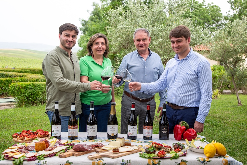 Calici di Stelle a Corleone: Vino, Musica e Magia sotto il Cielo di San Lorenzo