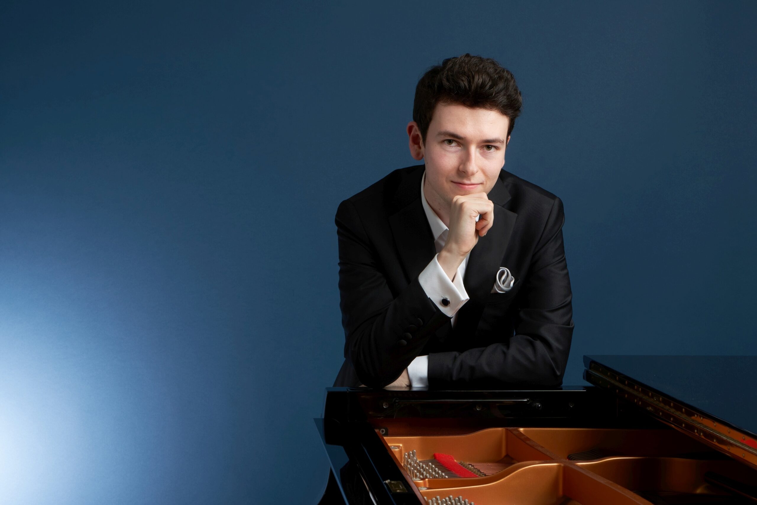 Gran Finale per Mezzano Romantica 2025 con il Pianista Jonas Aumiller